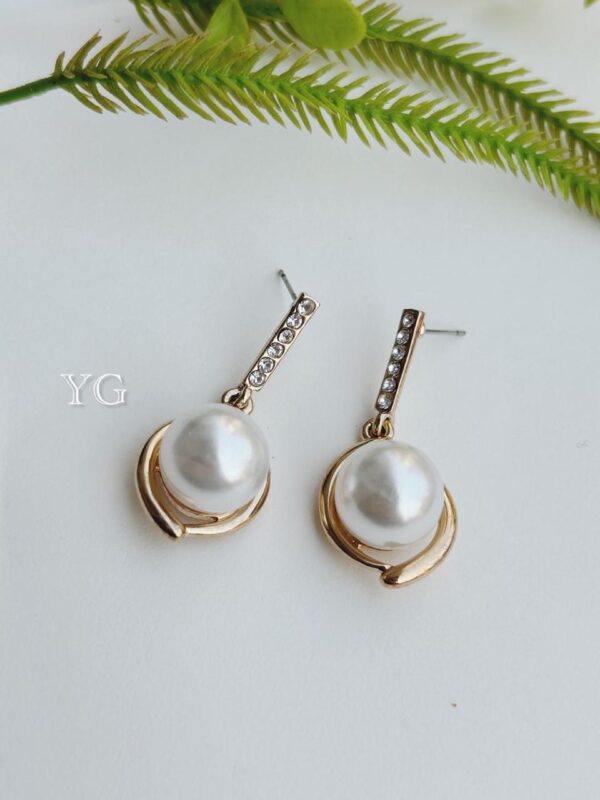 Pearl earrings