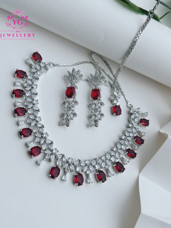 Amaira Necklace
