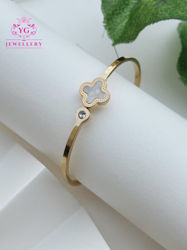 Gold plated bracelet
