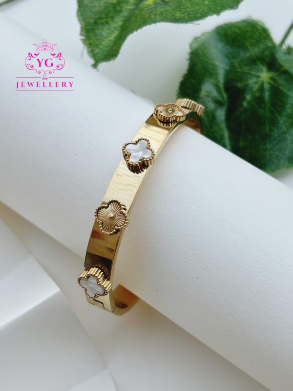 Gold plated bracelet