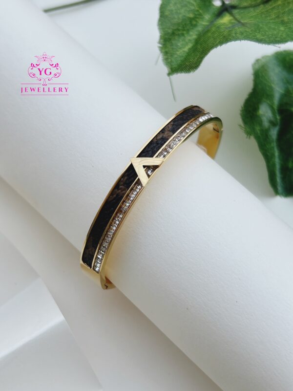 Gold plated bracelet